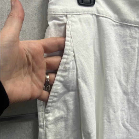 White High-Waisted Pants - Picture 2 of 4